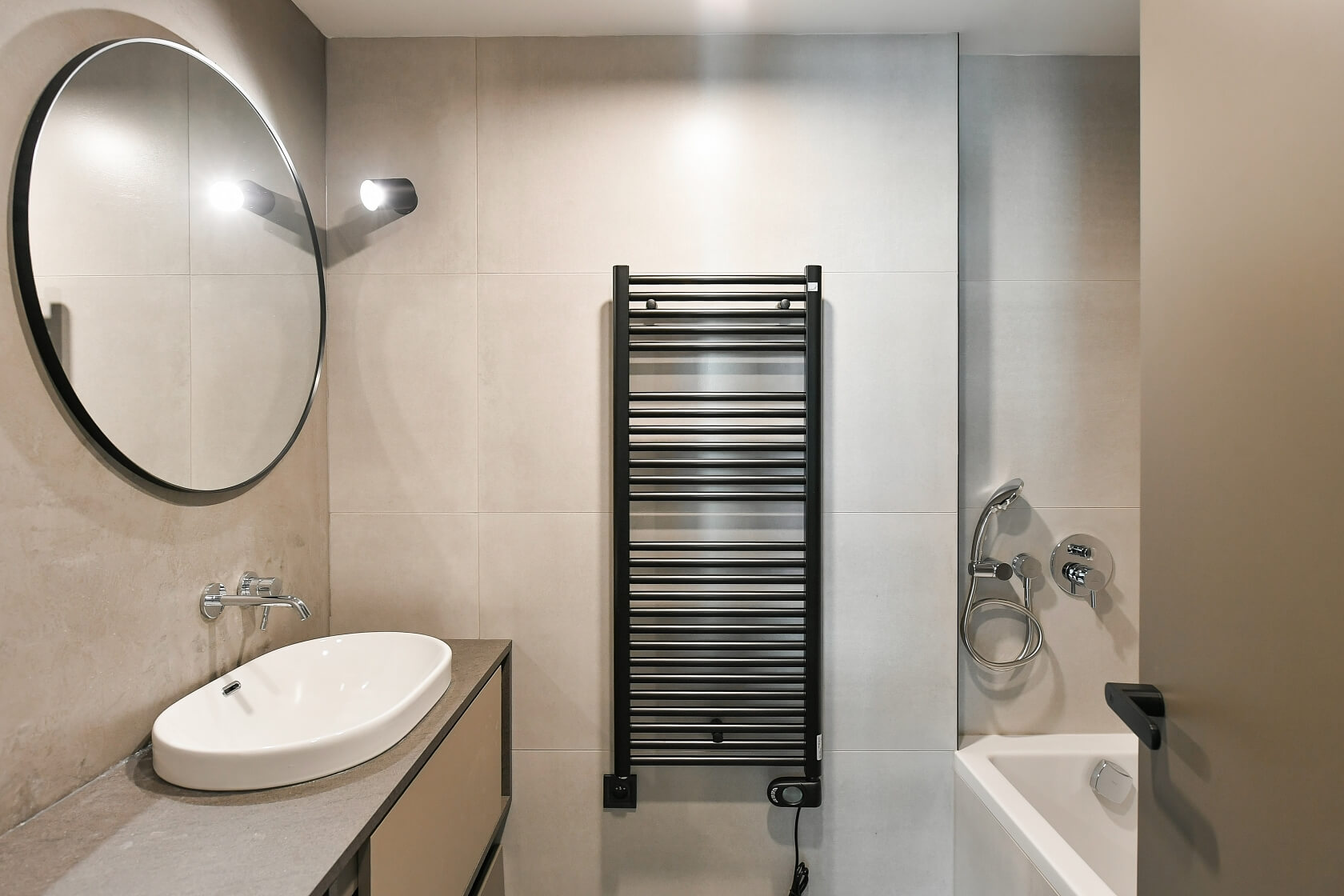 Sokolovská, Karlín - Prague 8 | Rent, Apartment Three-bedroom (4+kk), 134 m²