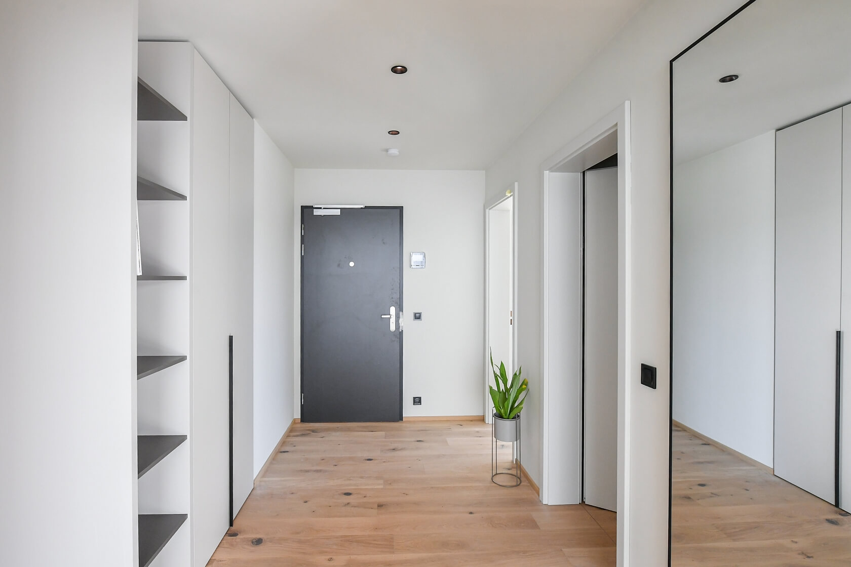 Sokolovská, Karlín - Prague 8 | Rent, Apartment Two-bedroom (3+kk), 123 m²