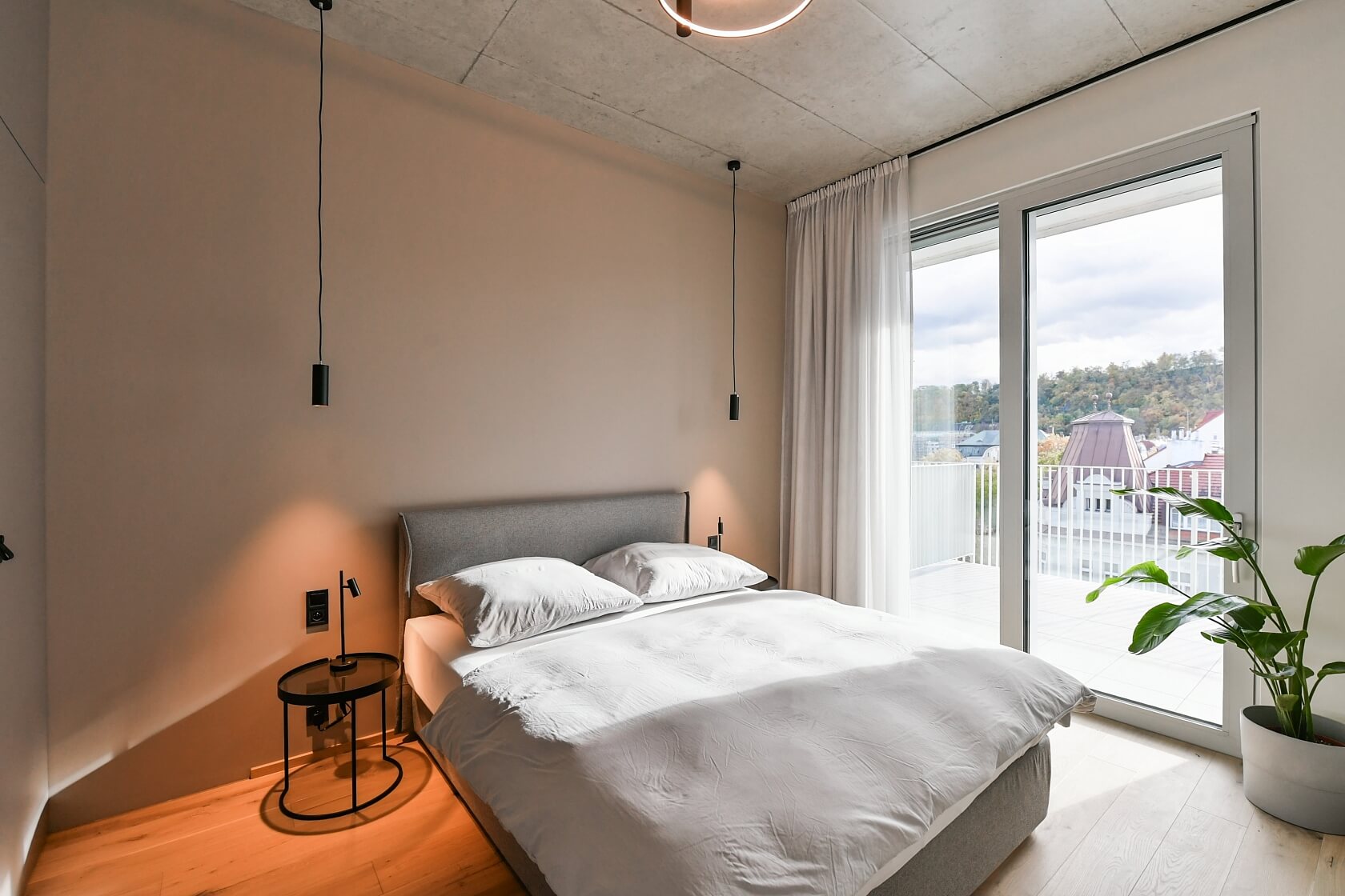 Sokolovská, Karlín - Prague 8 | Rent, Apartment One-bedroom (2+kk), 84 m²