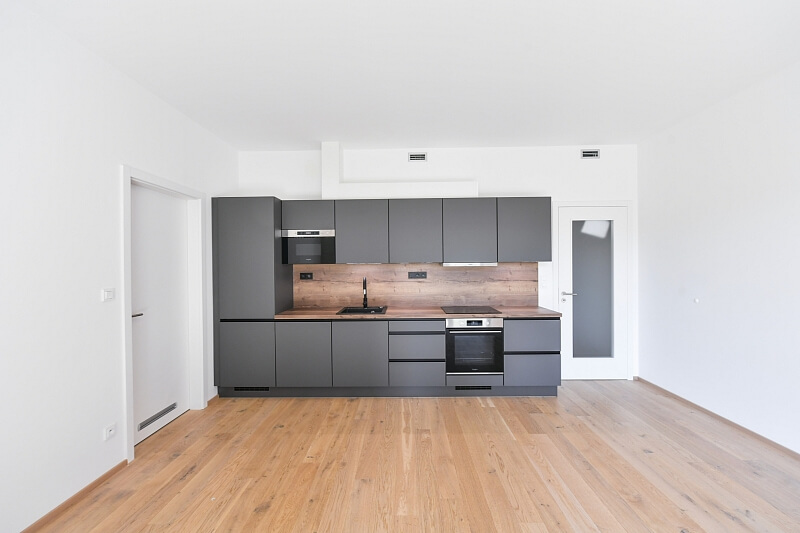 Sokolova, Karlín - Prague 8 | Sale, Apartment One-bedroom (2+kk), 92 m²