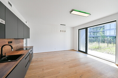 Sokolova, Karlín - Prague 8 | Sale, Apartment One-bedroom (2+kk), 92 m²