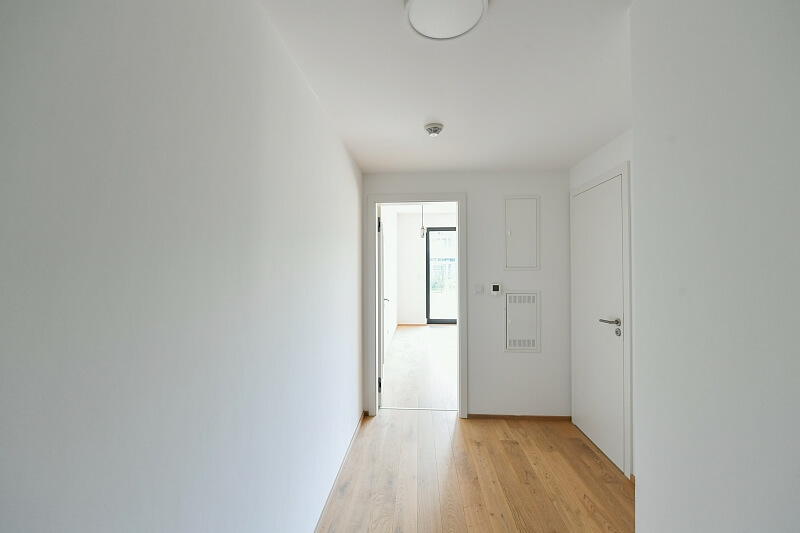 Sokolova, Karlín - Prague 8 | Sale, Apartment One-bedroom (2+kk), 92 m²