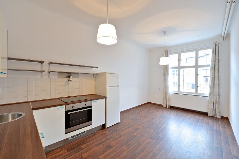 Lucemburská, Vinohrady - Praha 3 | Pronájem, Byt 2+kk, 50 m²