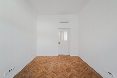 Na ostrůvku, Nusle - Prague 4 | Rent, Apartment One-bedroom (2+1), 82 m²