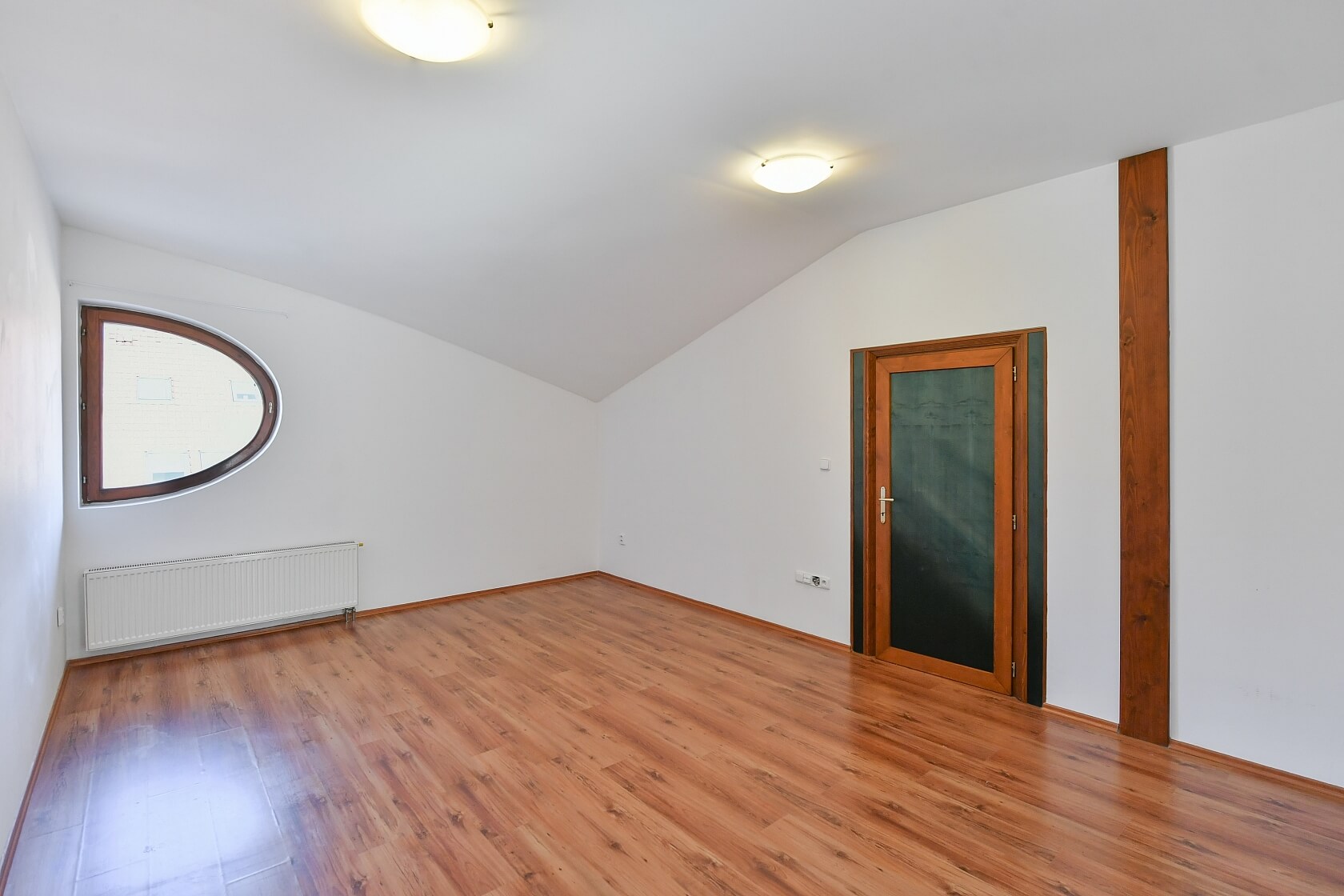 U Studánky, Bubeneč - Prague 7 | Sale, Apartment Two-bedroom (3+1), 97 m²