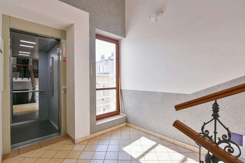U Studánky, Bubeneč - Praha 7 | Prodej, Byt 3+1, 97 m²