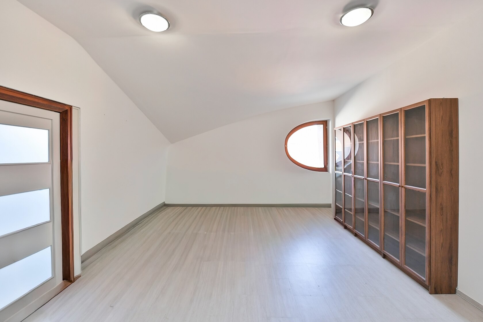 U Studánky, Bubeneč - Prague 7 | Sale, Apartment One-bedroom (2+1), 73 m²