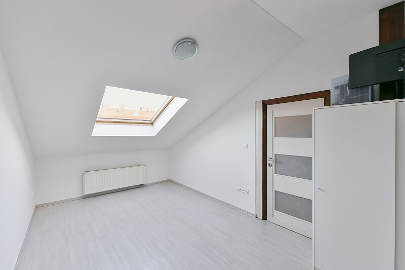 U Studánky, Bubeneč - Prague 7 | Sale, Apartment One-bedroom (2+1), 73 m²