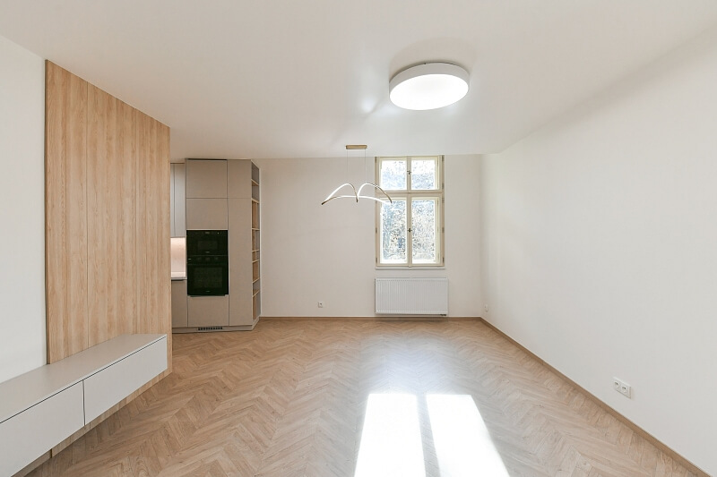 Veverkova, Holešovice - Praha 7 | Pronájem, Byt 2+kk, 61 m²
