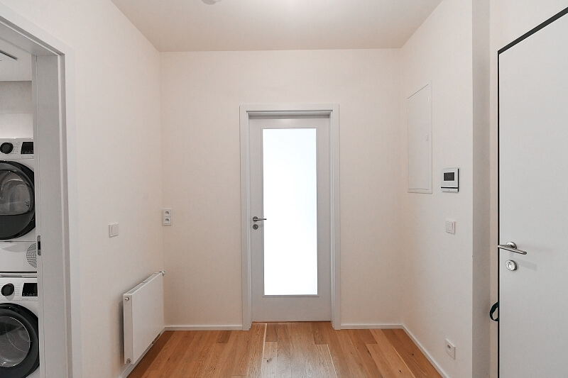U průhonu, Holešovice - Prague 7 | Rent, Apartment Studio (1+kk), 36 m²