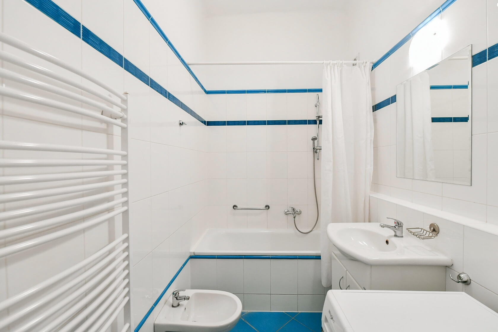 Rašínovo nábřeží, Nové Město - Prague 2 | Rent, Apartment Two-bedroom (3+1), 104 m²