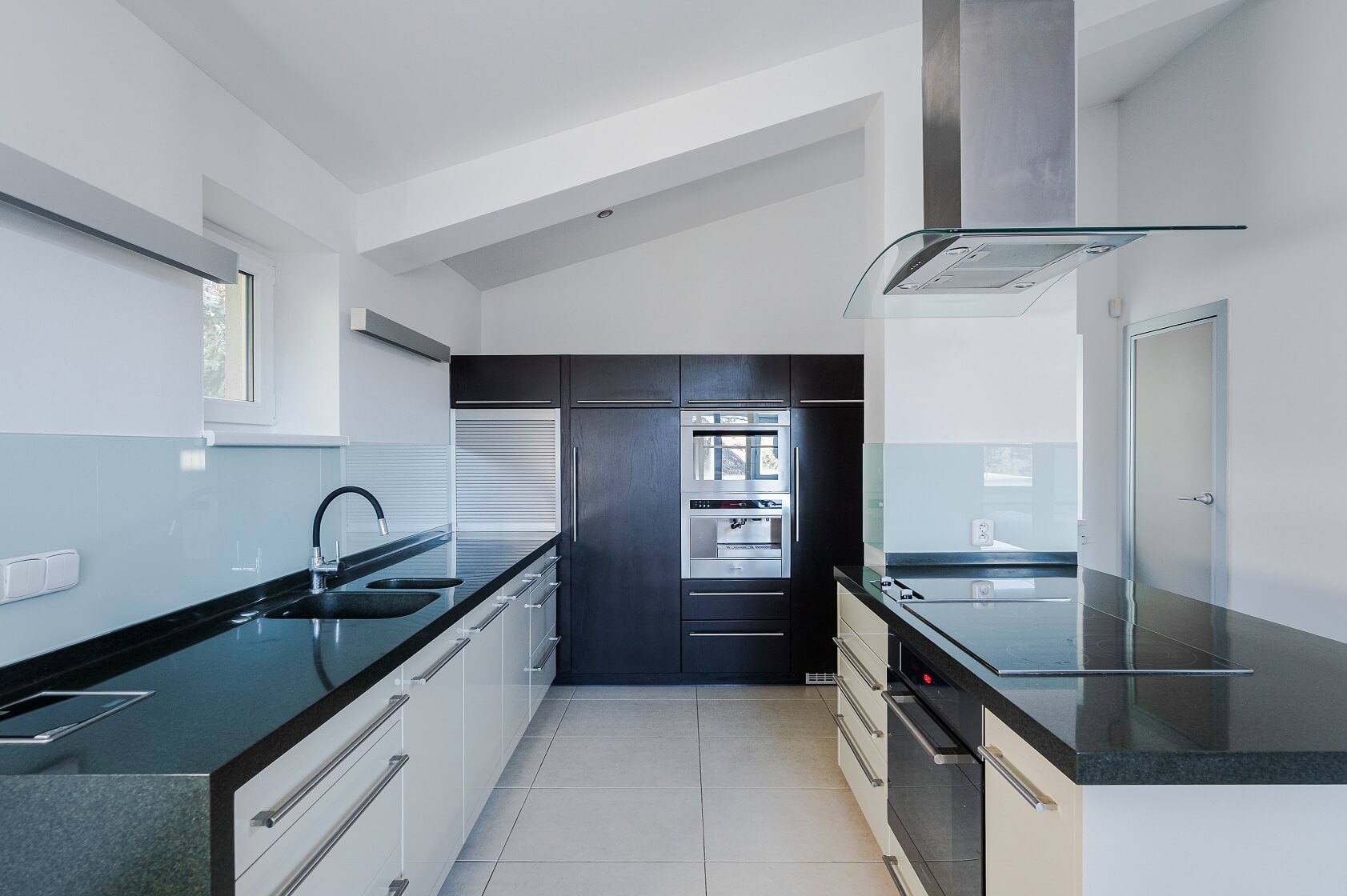 Karmínová, Kamenice - Praha-východ | Sale, House Three-bedroom (4+kk), 165 m²