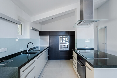 Karmínová, Kamenice - Praha-východ | Sale, House Three-bedroom (4+kk), 165 m²