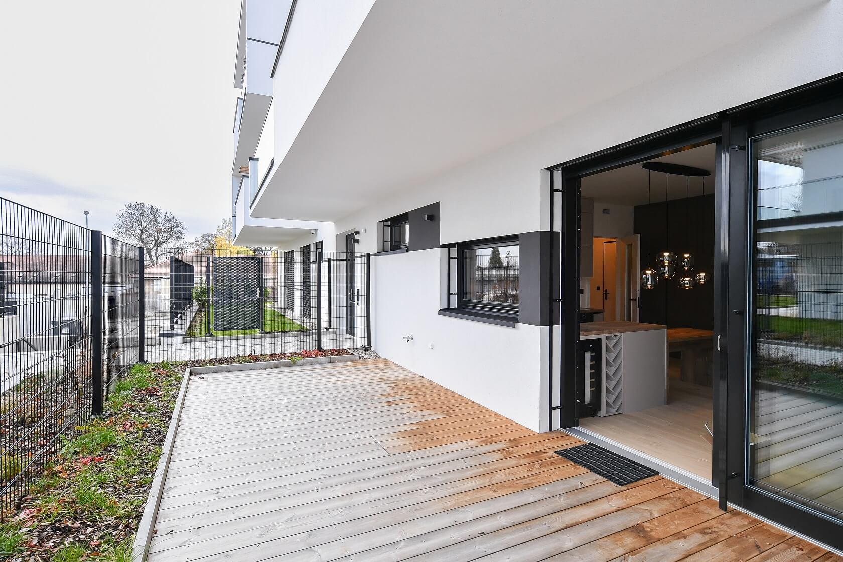 Pod Hrachovkou, Troja - Praha 7 | Pronájem, Byt 1+kk, 63 m²