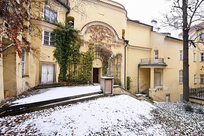 Valdštejnské náměstí, Malá Strana - Praha 1 | Pronájem, Byt 1+1, 60 m²