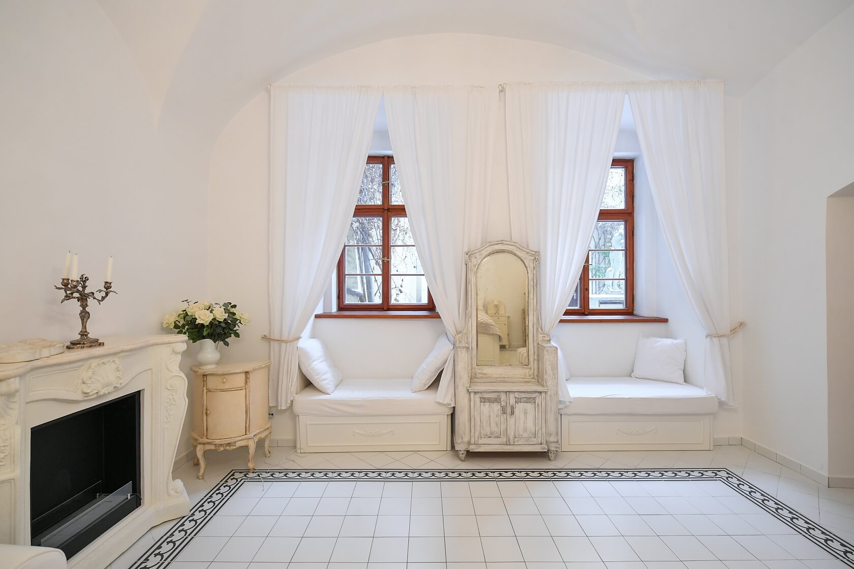 Valdštejnské náměstí, Malá Strana - Praha 1 | Pronájem, Byt 1+1, 60 m²