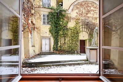 Valdštejnské náměstí, Malá Strana - Prague 1 | Rent, Apartment Studio (1+1), 60 m²