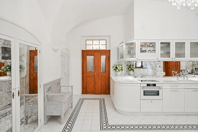 Valdštejnské náměstí, Malá Strana - Prague 1 | Rent, Apartment Studio (1+1), 60 m²