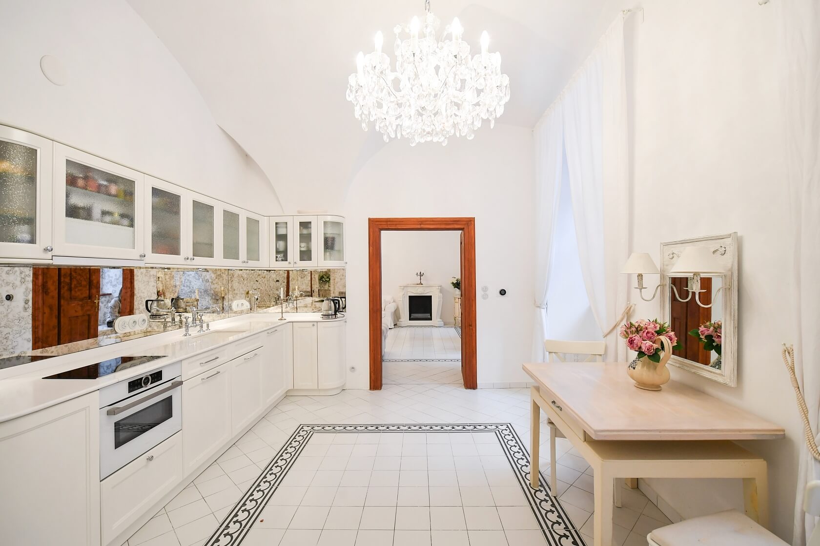 Valdštejnské náměstí, Malá Strana - Prague 1 | Rent, Apartment Studio (1+1), 60 m²