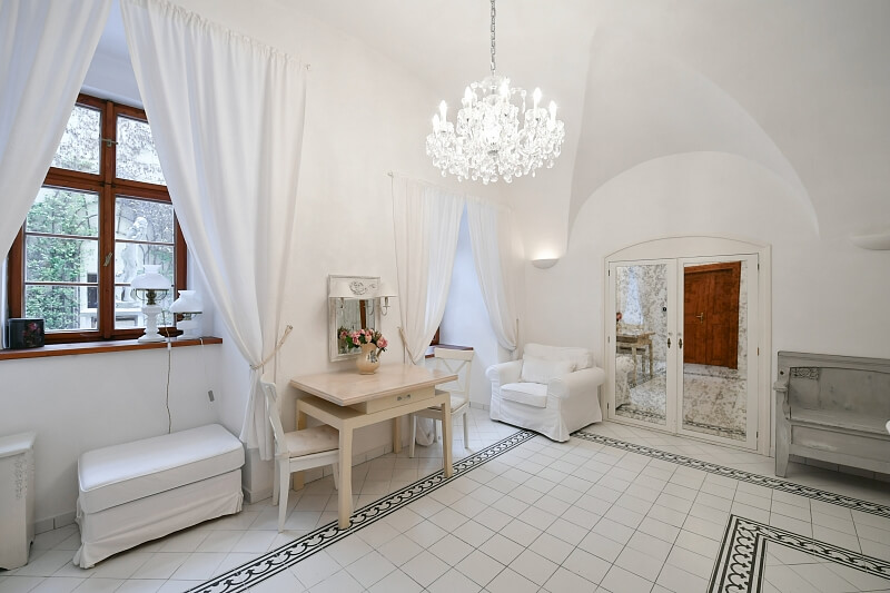 Valdštejnské náměstí, Malá Strana - Praha 1 | Pronájem, Byt 1+1, 60 m²