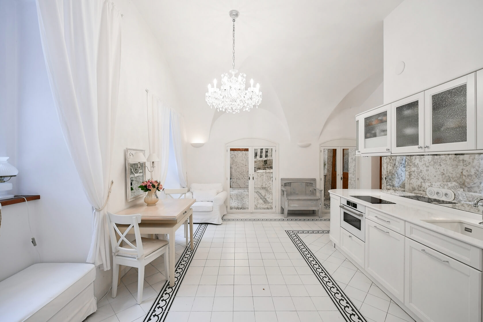 Valdštejnské náměstí, Malá Strana - Praha 1 | Pronájem, Byt 1+1, 60 m²