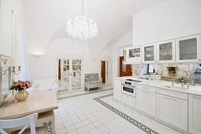 Valdštejnské náměstí, Malá Strana - Prague 1 | Rent, Apartment Studio (1+1), 60 m²