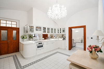 Valdštejnské náměstí, Malá Strana - Prague 1 | Rent, Apartment Studio (1+1), 60 m²