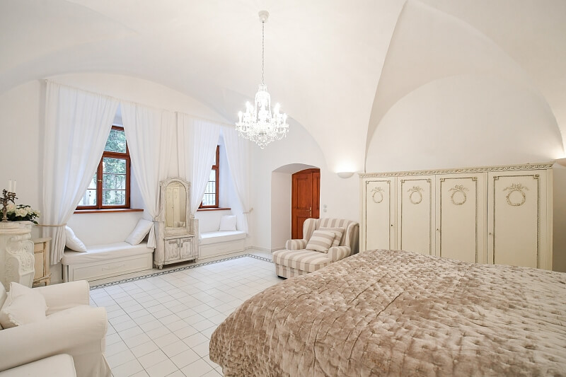 Valdštejnské náměstí, Malá Strana - Praha 1 | Pronájem, Byt 1+1, 60 m²