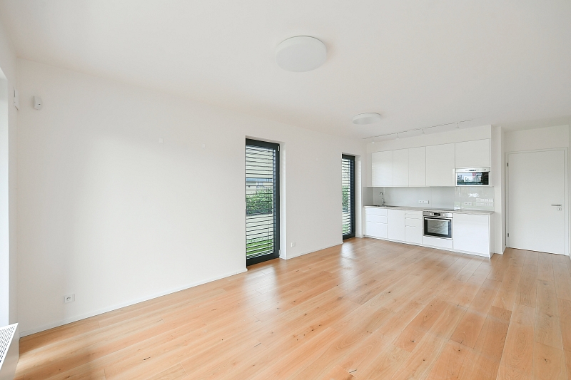 U Hostivařského nádraží, Hostivař - Praha 10 | Pronájem, Byt 2+kk, 76 m²