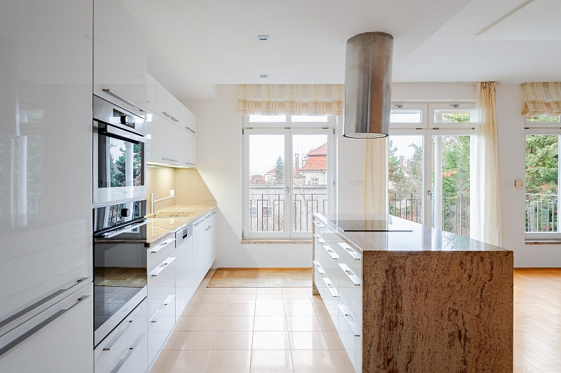 Benešovská, Vinohrady - Praha 10 | Pronájem, Byt 5+kk, 139 m²