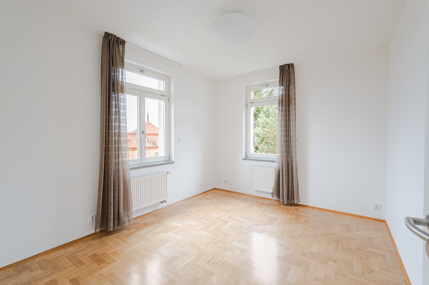 Benešovská, Vinohrady - Prague 10 | Rent, Apartment Four-bedroom (5+kk), 139 m²