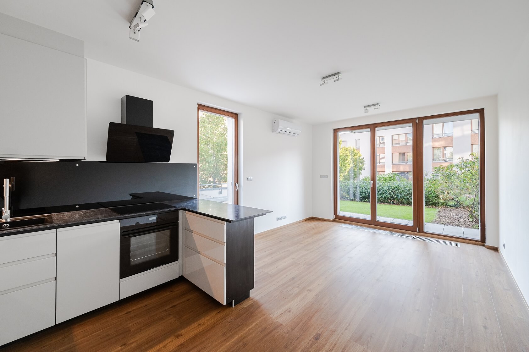 V Háji, Holešovice - Praha 7 | Prodej, Byt 2+kk, 137 m²