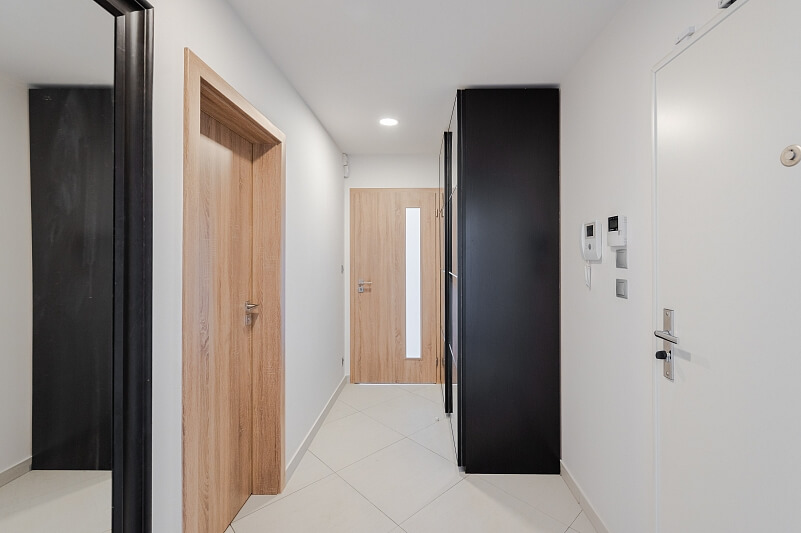 V Háji, Holešovice - Prague 7 | Sale, Apartment One-bedroom (2+kk), 137 m²