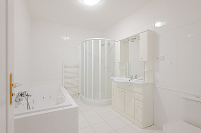 Slavětínská, Klánovice - Prague 9 | Rent, Apartment One-bedroom (2+kk), 110 m²