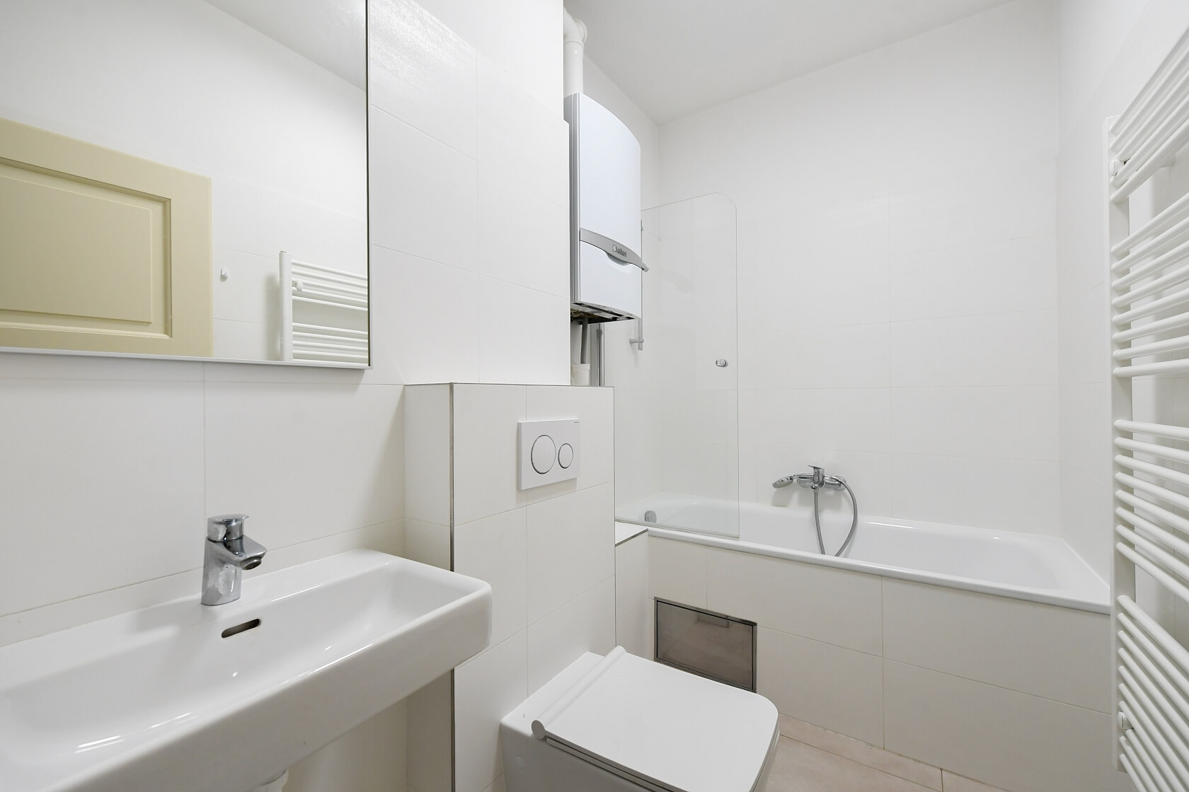 Na Zderaze, Nové Město - Prague 2 | Sale, Apartment One-bedroom (2+kk), 77 m²