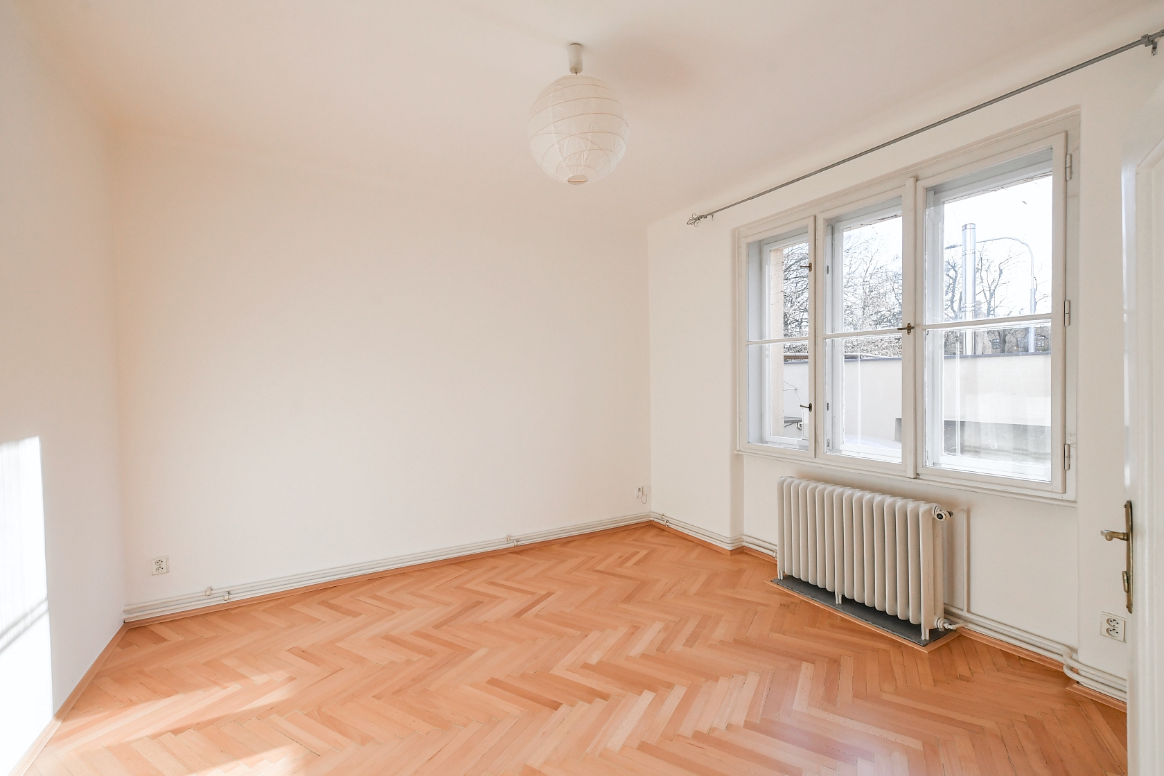 Bubenečská, Bubeneč - Prague 6 | Rent, Apartment Four-bedroom (5+1), 156 m²