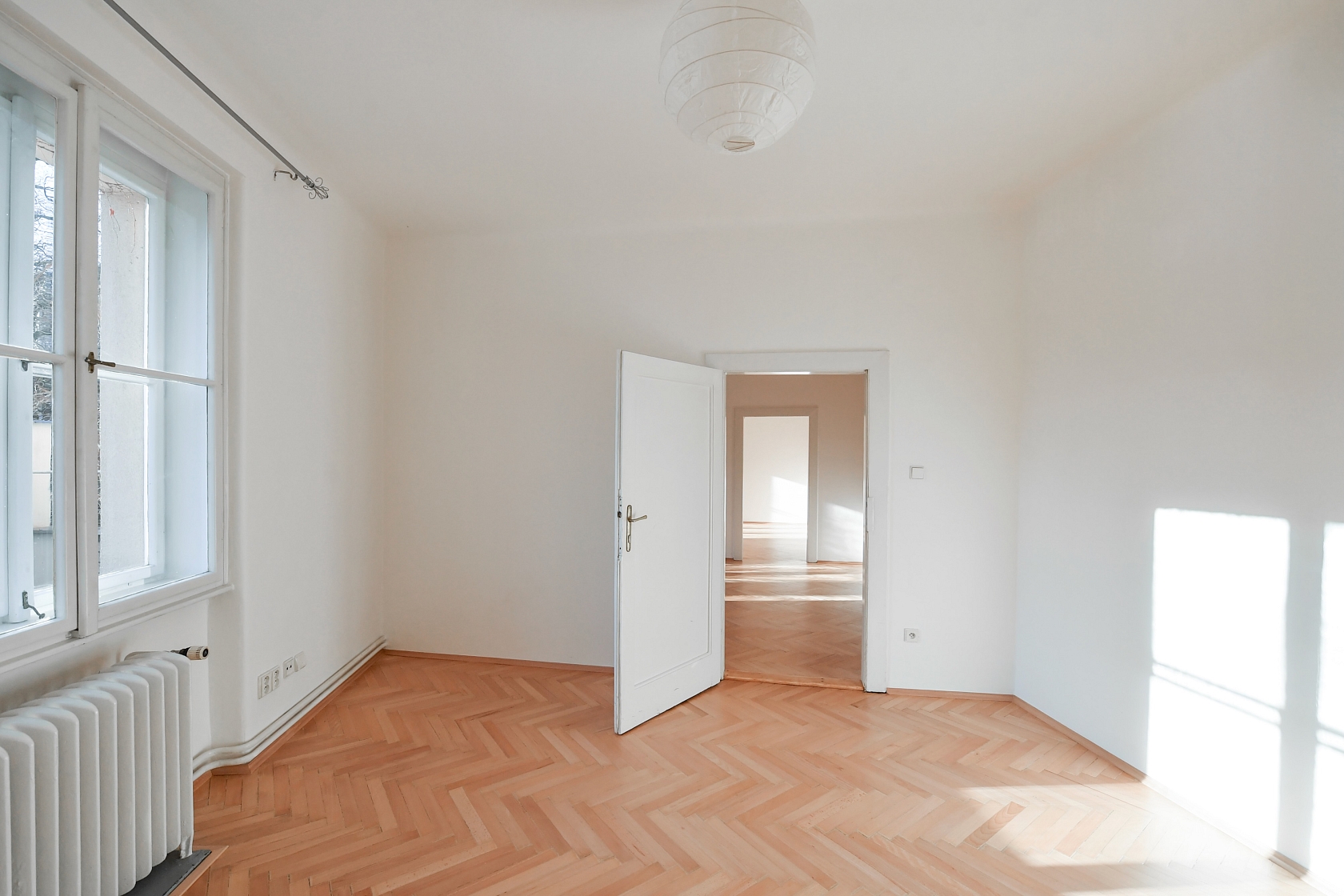 Bubenečská, Bubeneč - Prague 6 | Rent, Apartment Four-bedroom (5+1), 156 m²