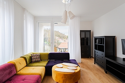 Lysolajské údolí, Lysolaje - Praha 6 | Pronájem, Byt 2+kk, 63 m²