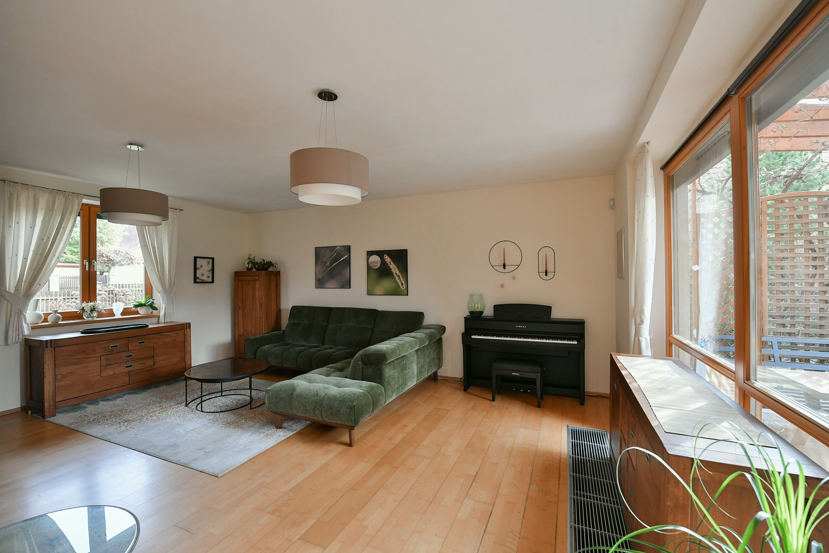 Javorová, Sulice - Praha-východ | Rent, House Three-bedroom (4+1), 162 m²