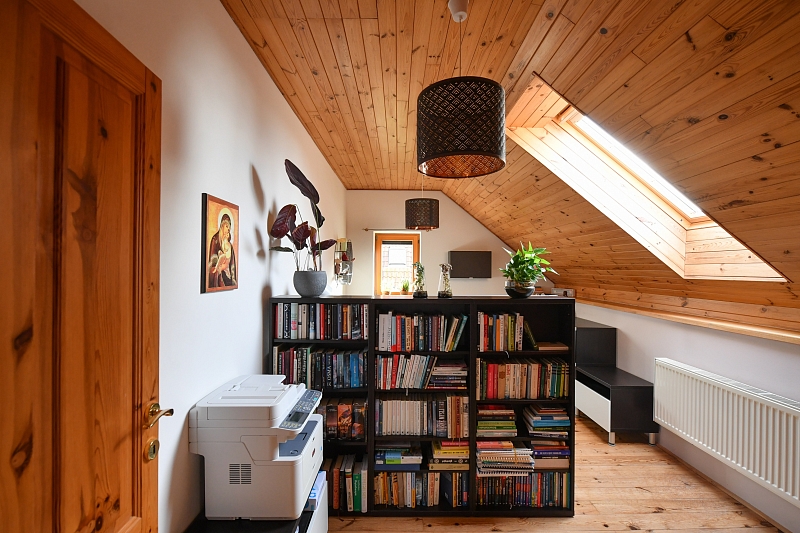 Javorová, Sulice - Praha-východ | Rent, House Three-bedroom (4+1), 162 m²