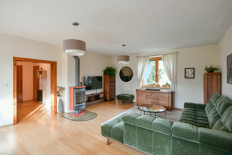 Javorová, Sulice - Praha-východ | Pronájem, Rodinný dům 4+1, 162 m²