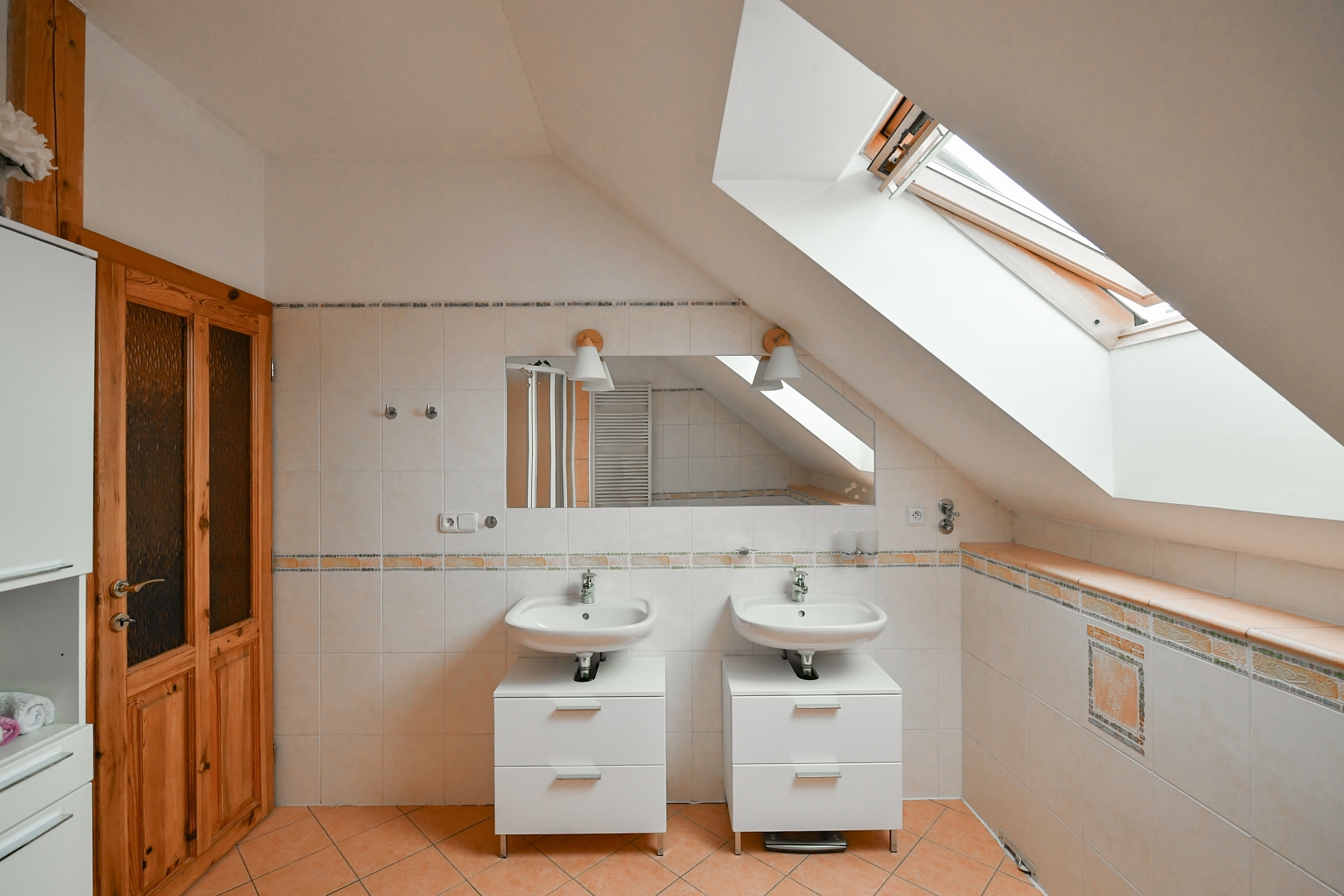 Javorová, Sulice - Praha-východ | Rent, House Three-bedroom (4+1), 162 m²