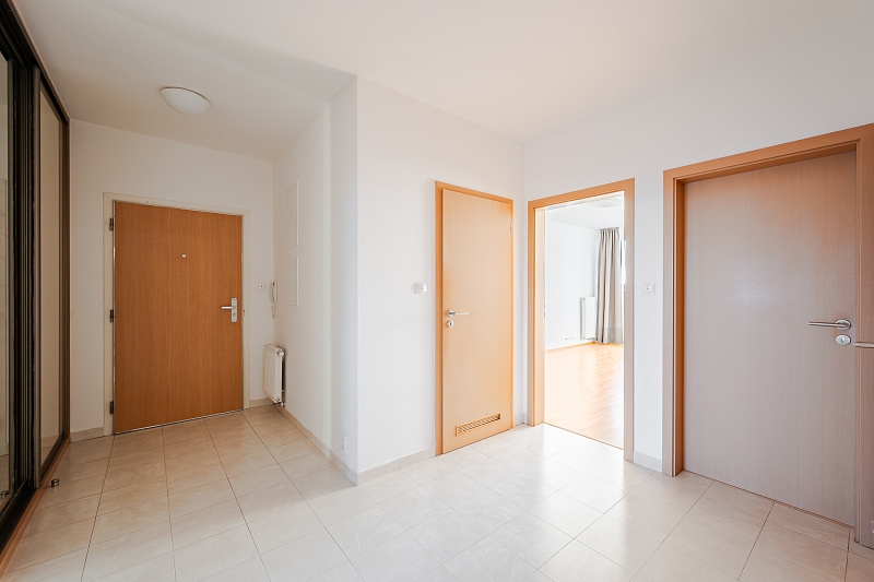 V Štíhlách, Krč - Prague 4 | Rent, Apartment Two-bedroom (3+kk), 117 m²