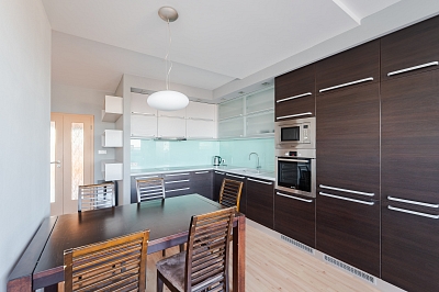 V Štíhlách, Krč - Praha 4 | Pronájem, Byt 3+kk, 117 m²
