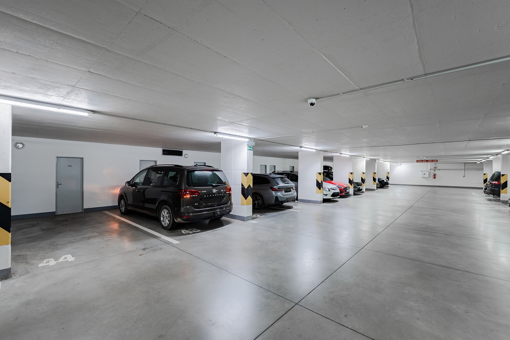 V Štíhlách, Krč - Prague 4 | Rent, Apartment Two-bedroom (3+kk), 117 m²