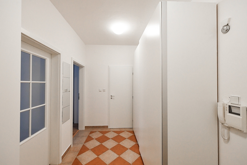 Slavníkova, Břevnov - Praha 6 | Pronájem, Byt 2+kk, 55 m²