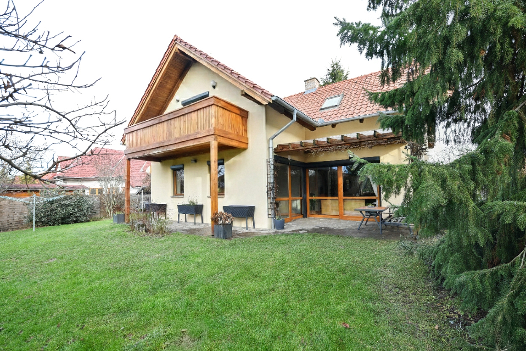 Javorová, Sulice - Praha-východ | Rent, House Three-bedroom (4+1), 162 m²