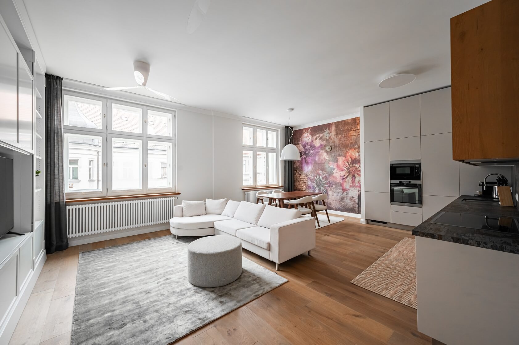 Šmeralova, Bubeneč - Prague 7 | Rent, Apartment Two-bedroom (3+kk), 111 m²