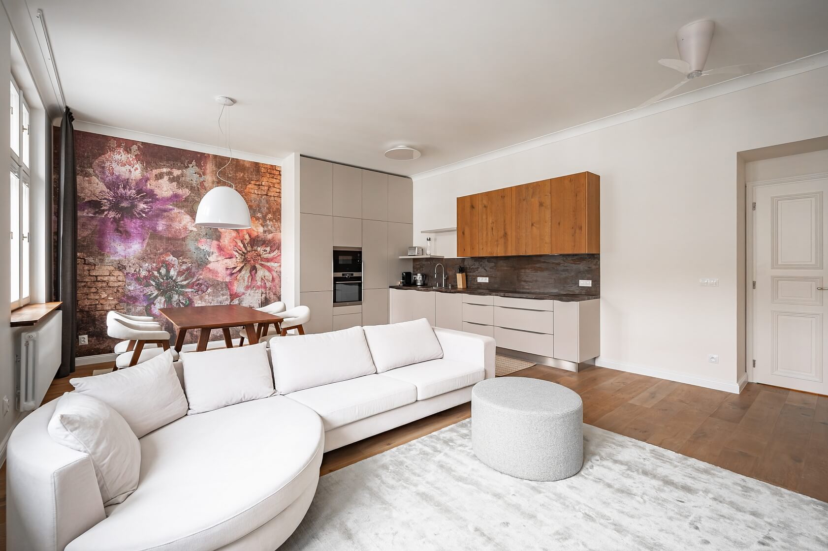 Šmeralova, Bubeneč - Prague 7 | Rent, Apartment Two-bedroom (3+kk), 111 m²