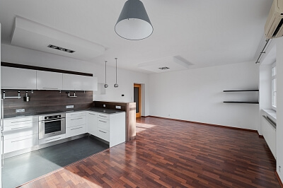 Saratovská, Strašnice - Praha 10 | Pronájem, Byt 3+kk, 92 m²